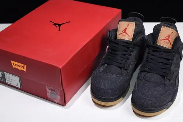 4 Levi's Jordan 'black' Air x AO2571-001 0613